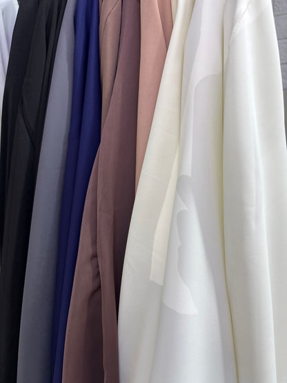 Robe Hajj Omra avec poche devant et son khimar en soie de médine SALIHA MODE