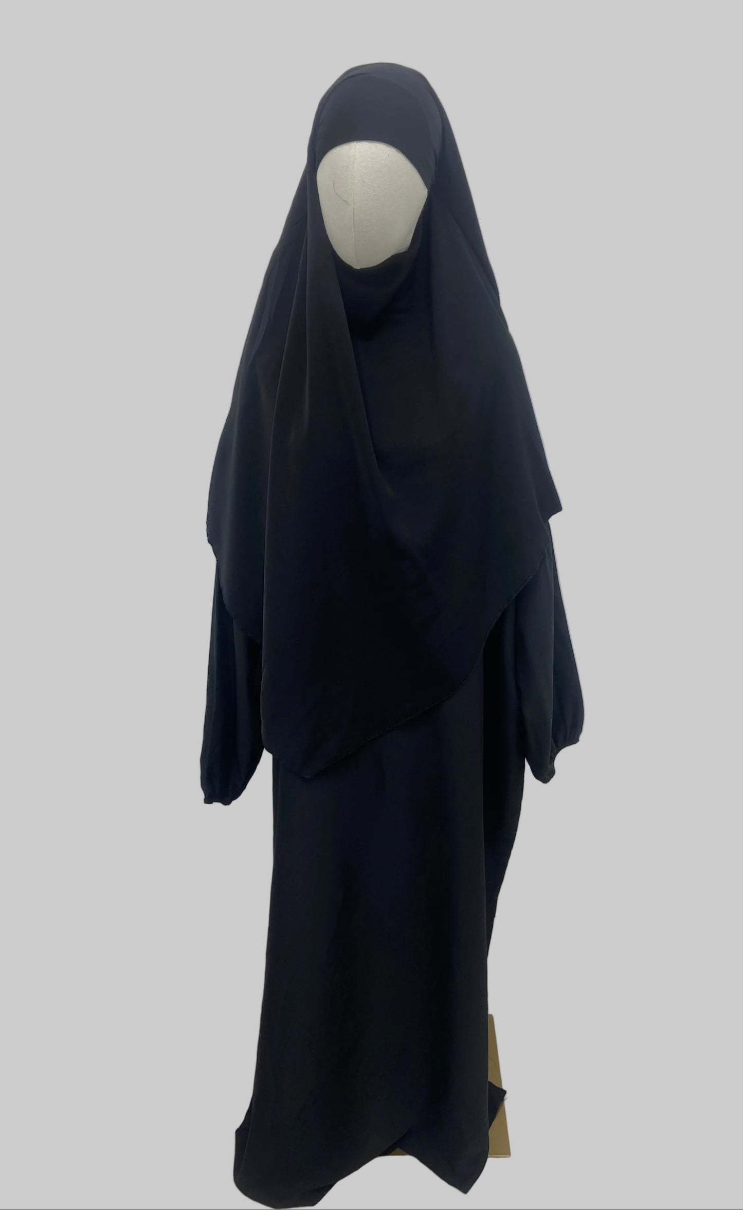 Ensemble Robe et khimar en soie de medine SALIHA MODE